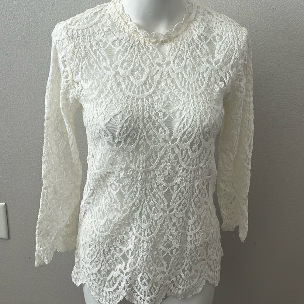 Zara women’s white top size M